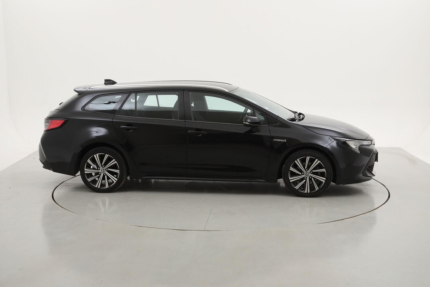 Toyota Corolla Hybrid MoreBusiness usata del 2019 con 61.249 km