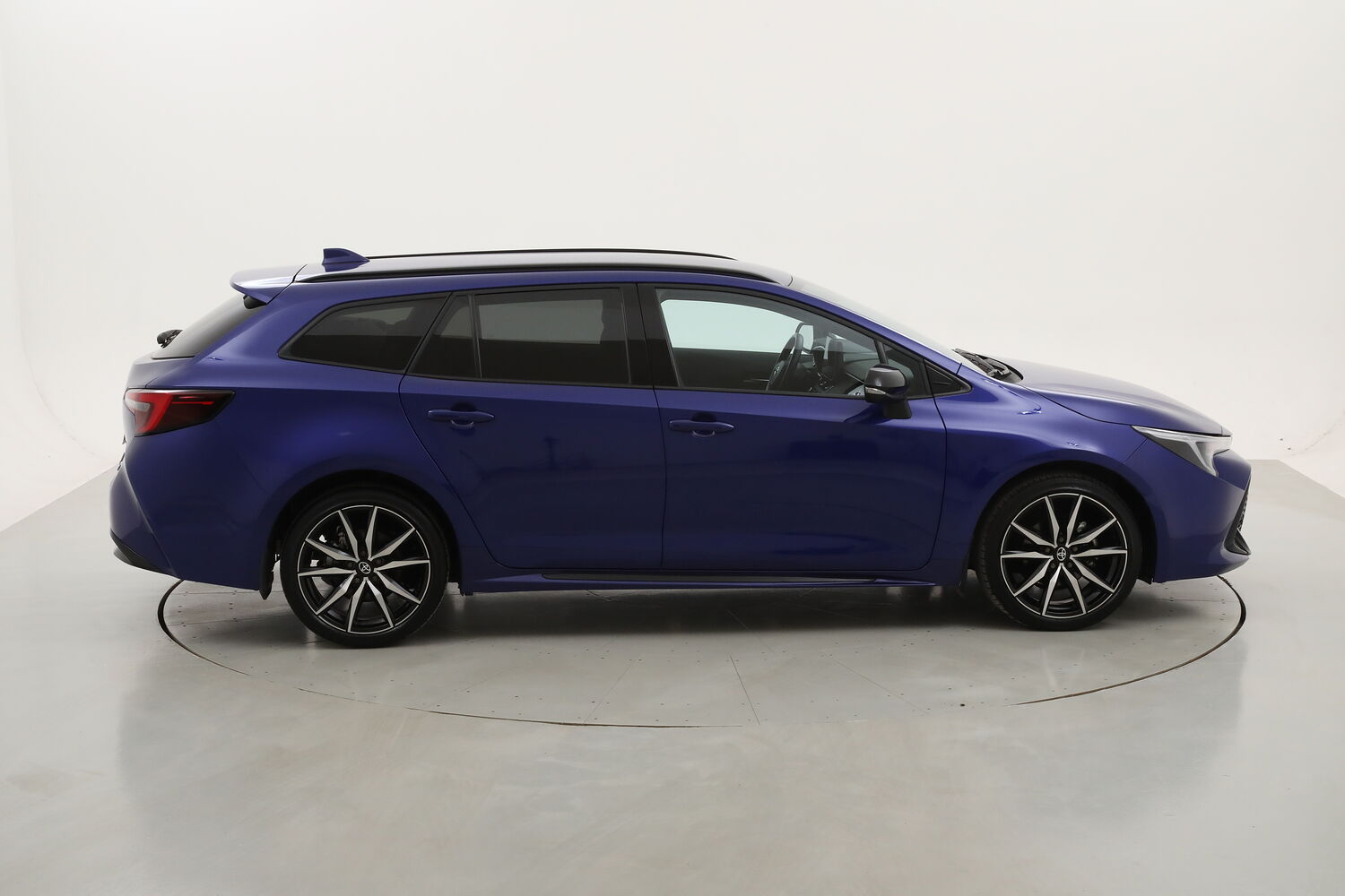 Toyota Corolla TS Hybrid GR SPORT usata del 2023 con 17.720 km