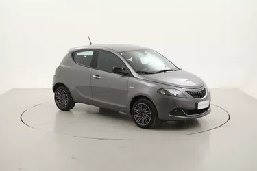 Lancia Ypsilon Hybrid Gold 1.0 Mild Hybrid 70CV Manuale Lancia Ypsilon Hybrid Gold 1.0 Mild Hybrid 70CV Manuale
