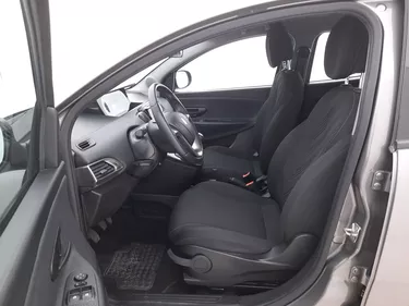 Lancia Ypsilon Hybrid Gold 1.0 Mild Hybrid 70CV Manuale Sedili