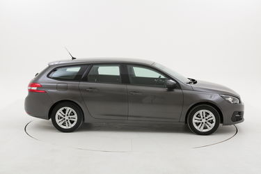 Peugeot 308 SW Active usata del 2017 con 84.364 km