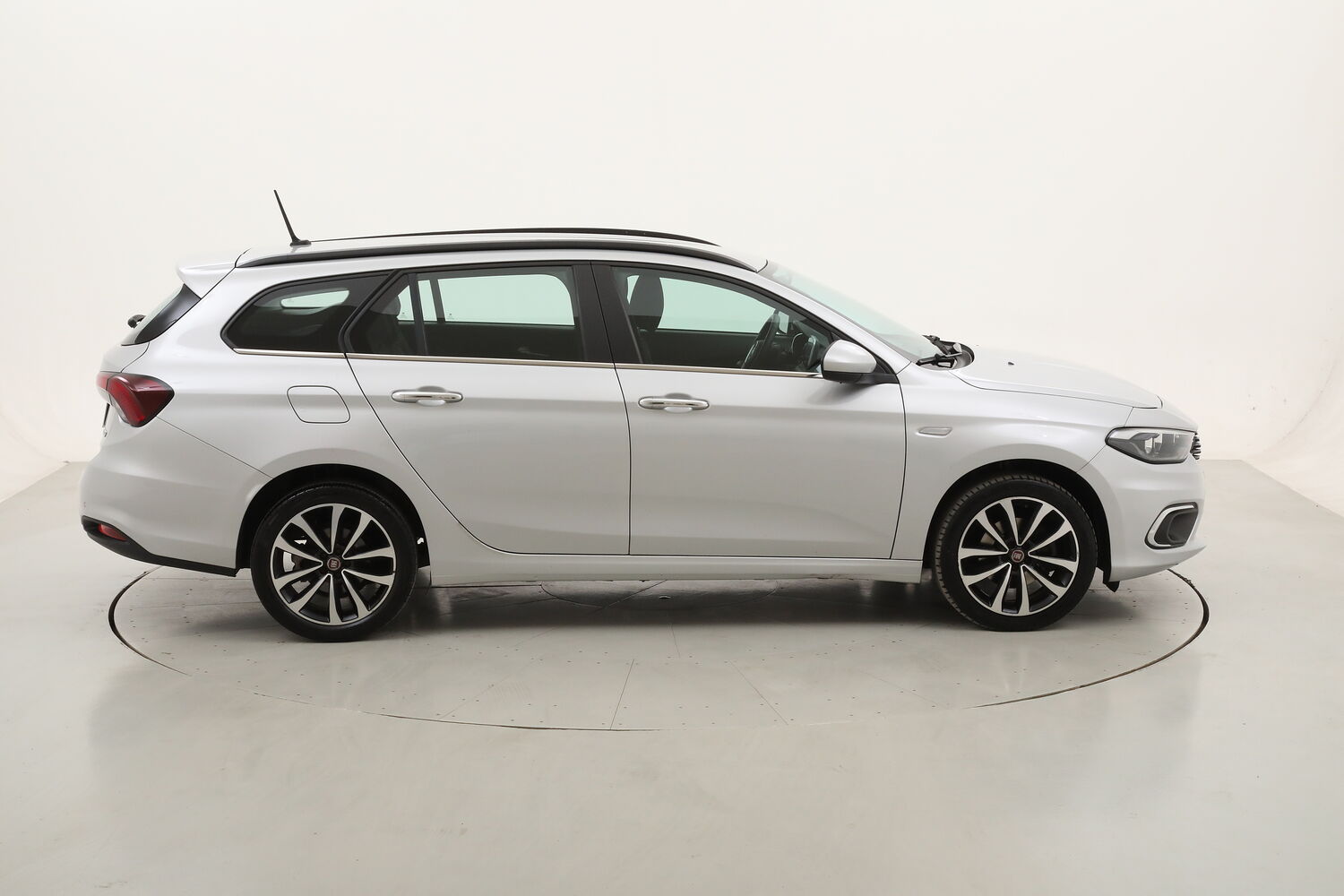 Fiat Tipo SW Lounge DCT usata del 2021 con 106.390 km