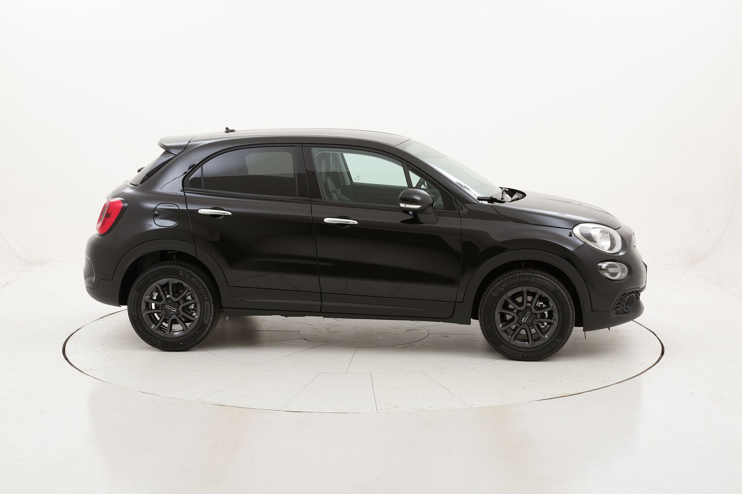 Fiat 500X Connect benzina antracite a noleggio a lungo termine