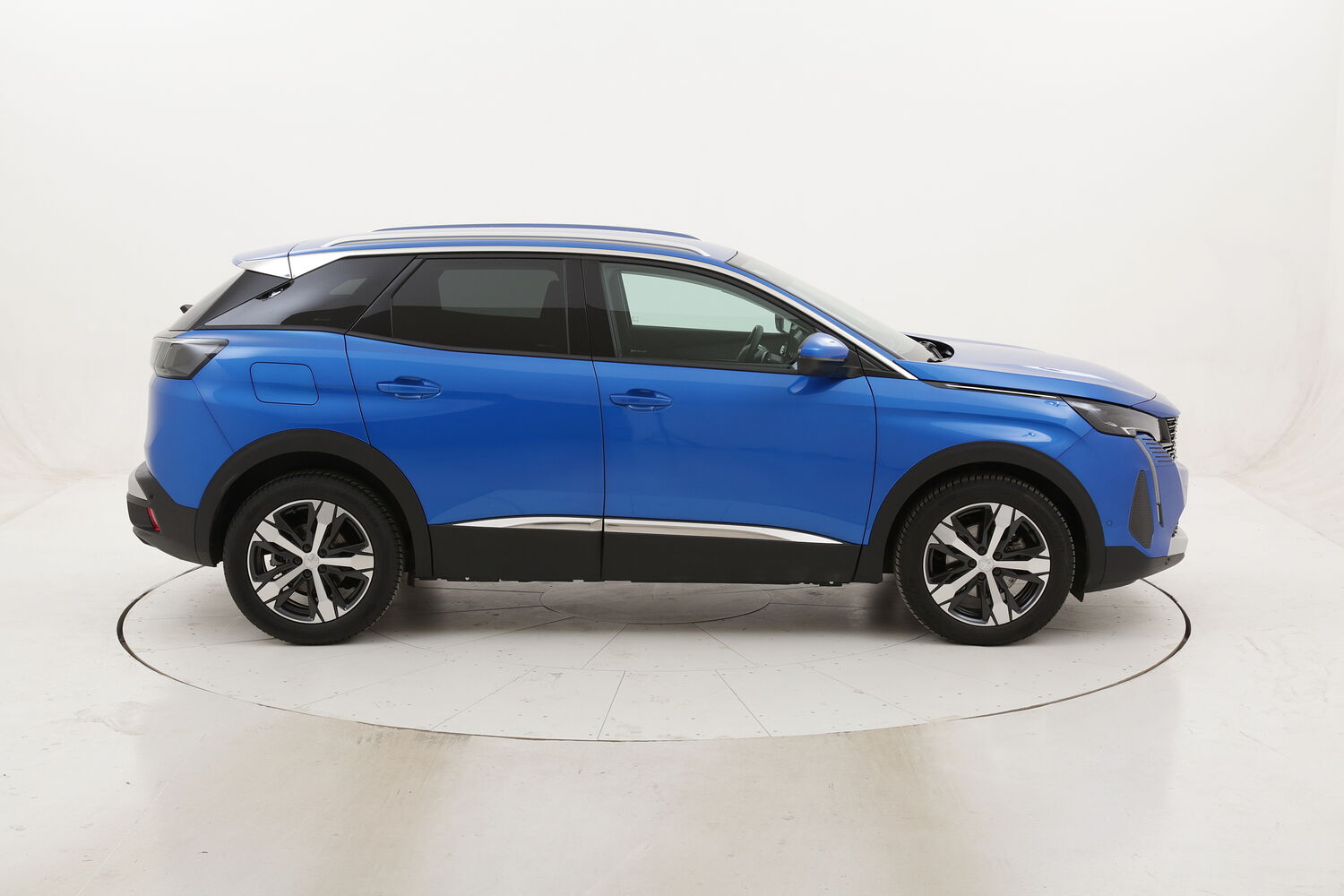 Peugeot 3008 Active Pack benzina blu a noleggio a lungo termine