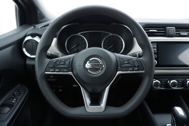 Nissan Micra Visione frontale Visione frontale di Nissan Micra