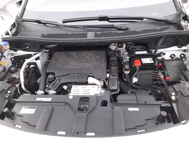 Peugeot 3008 Active Pack 1.2 Benzina 131CV Manuale Vano motore