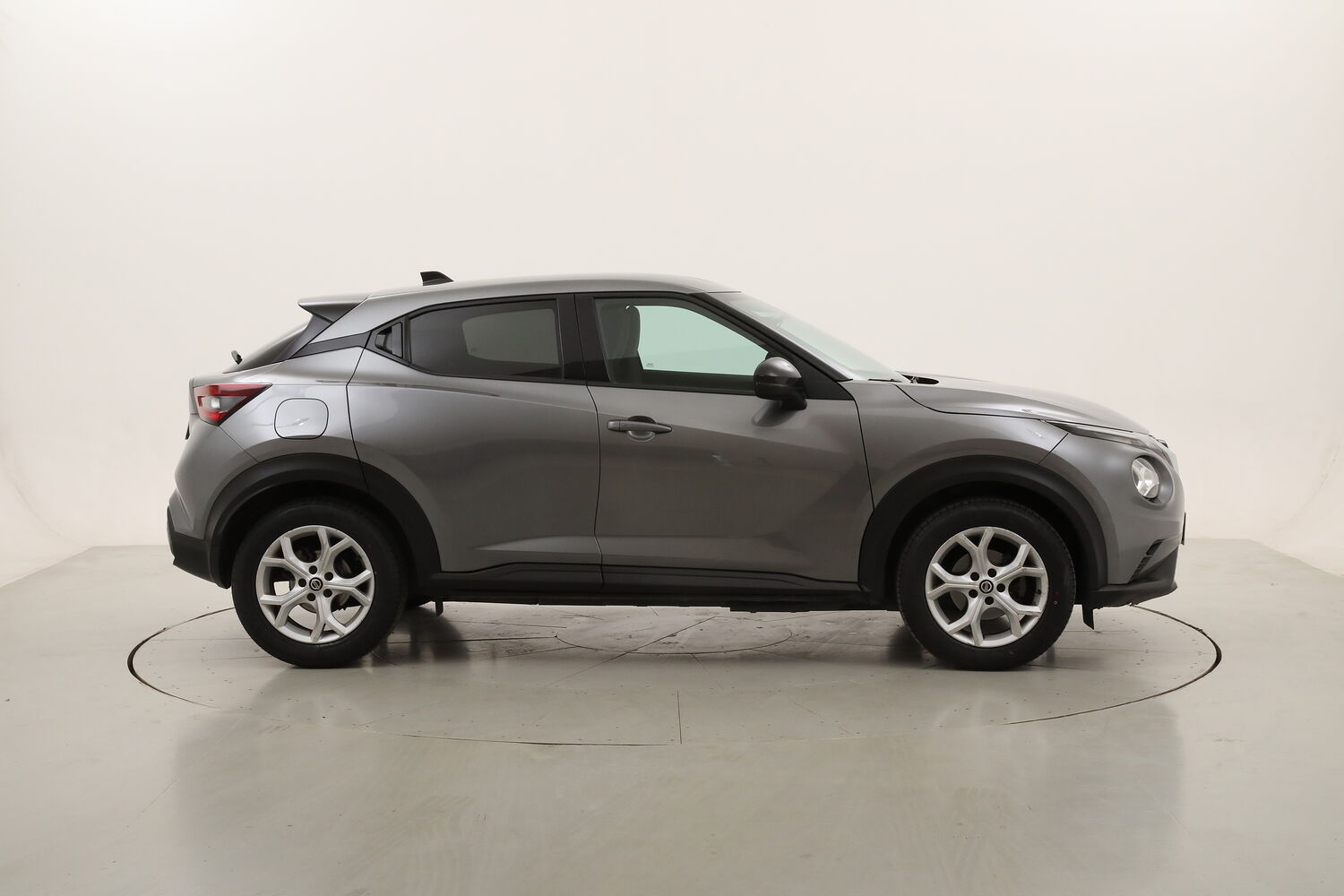 Nissan Juke N-Connecta usata del 2021 con 77.145 km