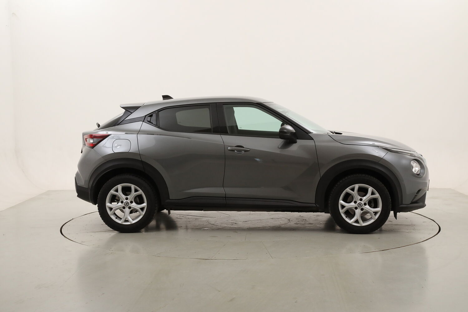 Nissan Juke N-Connecta DCT usata del 2021 con 55.651 km