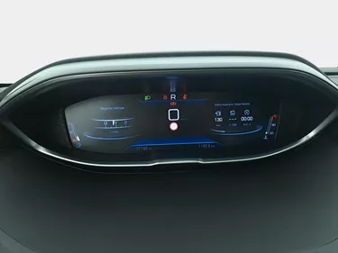 Peugeot 3008 Active Pack 1.2 Benzina 131CV Automatico Interni