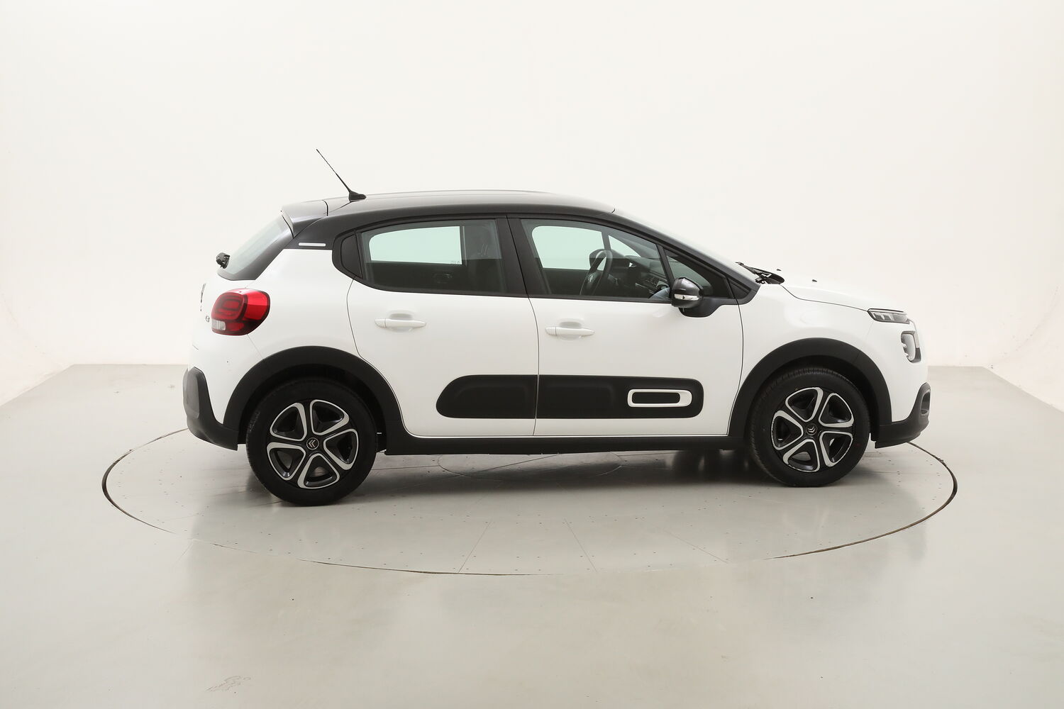 Citroen C3 Feel Pack usata del 2022 con 38.117 km
