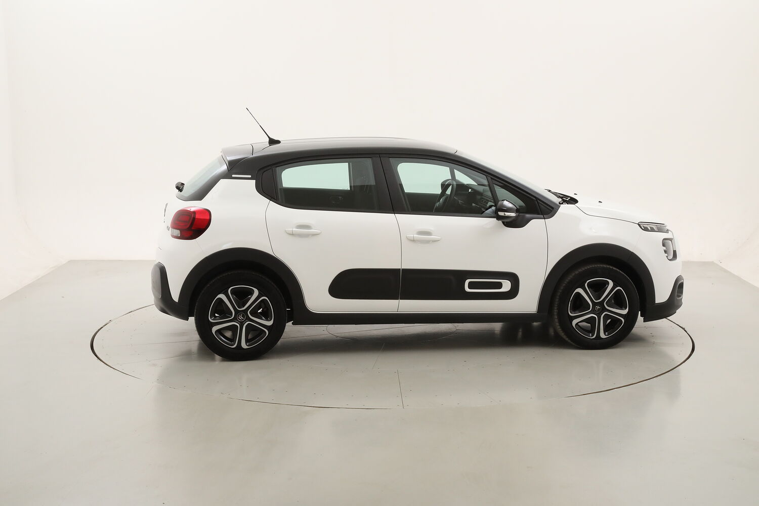 Citroen C3 Feel Pack usata del 2022 con 34.551 km