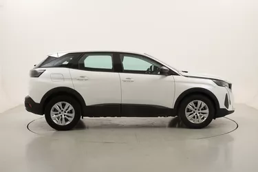 Peugeot 3008 Active Pack 1.2 Benzina 131CV Manuale Peugeot 3008 Active Pack 1.2 Benzina 131CV Manuale