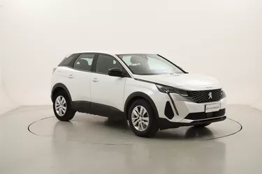 Peugeot 3008 Active Pack 1.2 Benzina 131CV Manuale Peugeot 3008 Active Pack 1.2 Benzina 131CV Manuale