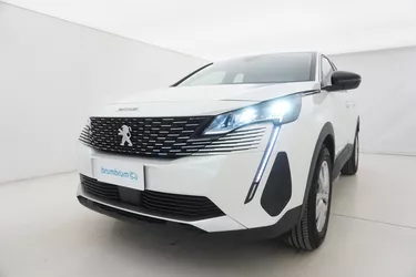 Peugeot 3008 Active Pack 1.2 Benzina 131CV Manuale Visione frontale