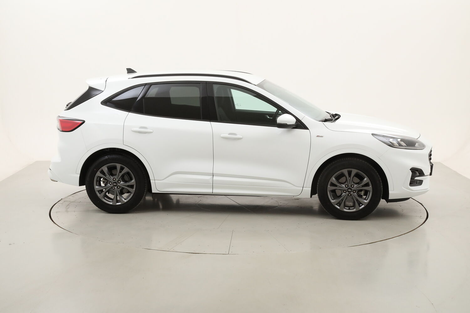 Ford Kuga St-Line usata del 2021 con 19.777 km
