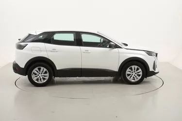 Peugeot 3008 Active Pack 1.2 Benzina 131CV Manuale Peugeot 3008 Active Pack 1.2 Benzina 131CV Manuale