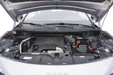 Peugeot 3008 Active Pack 1.2 Benzina 131CV Automatico Vano motore