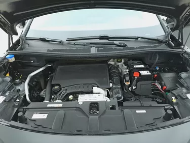 Peugeot 3008 Active Pack 1.2 Benzina 131CV Automatico Vano motore