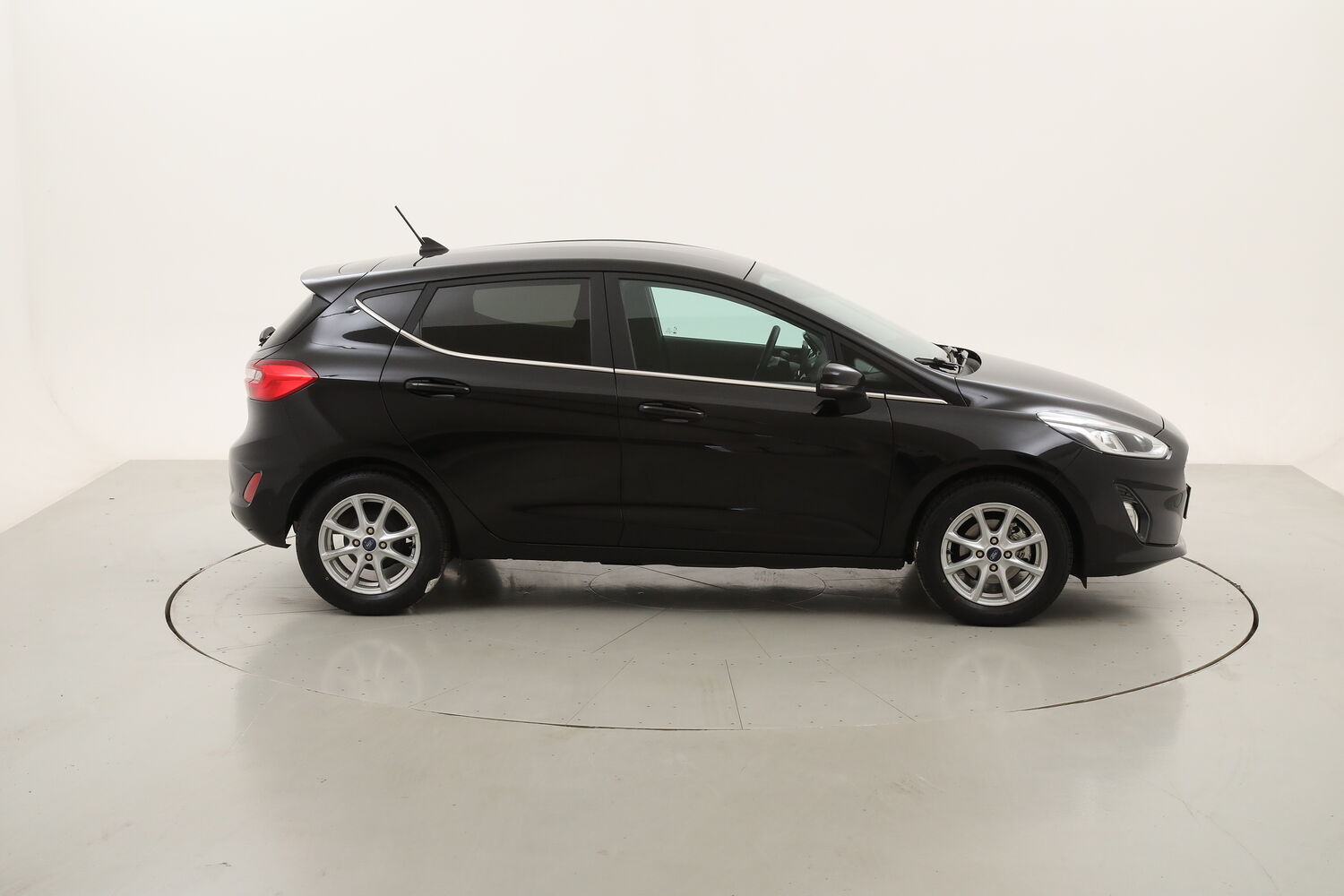 Ford Fiesta Titanium usata del 2021 con 64.934 km