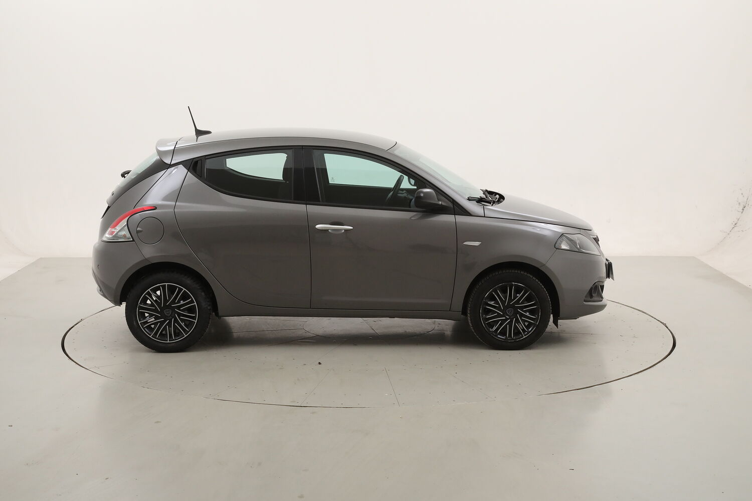 Lancia Ypsilon Gold usata del 2022 con 58.894 km