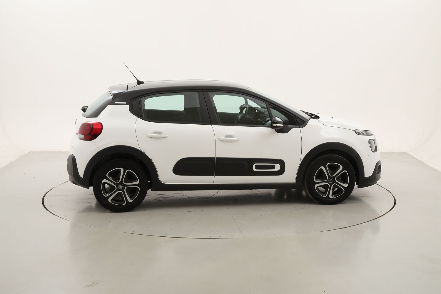 Citroen C3 Feel Pack usata del 2022 con 33.022 km