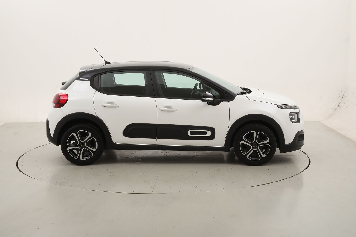 Citroen C3 Feel Pack usata del 2022 con 28.804 km