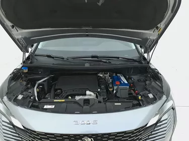 Peugeot 3008 Active Pack 1.2 Benzina 131CV Manuale Vano motore
