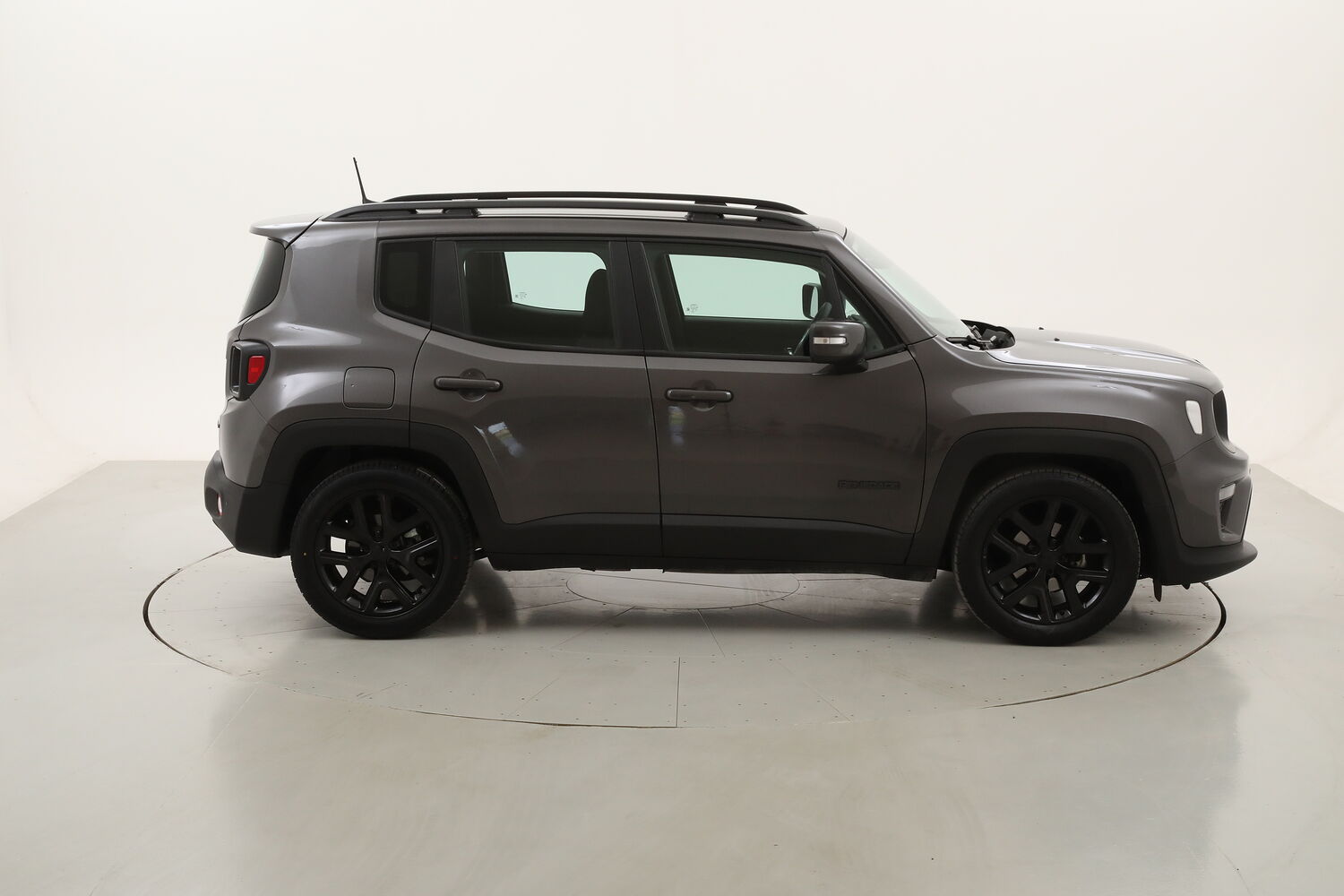 Jeep Renegade Night Eagle usata del 2021 con 56.145 km