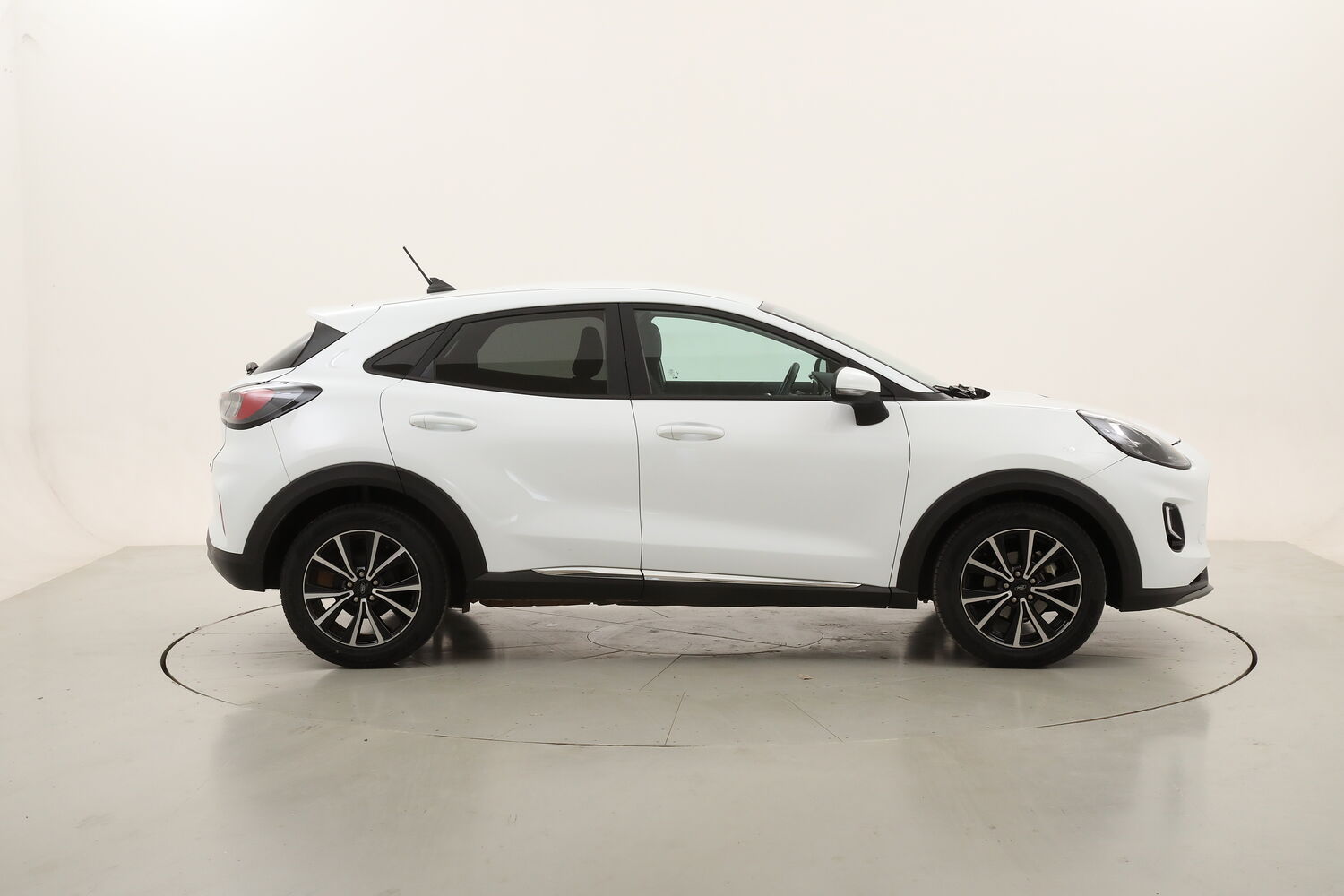 Ford Puma Titanium usata del 2022 con 68.005 km