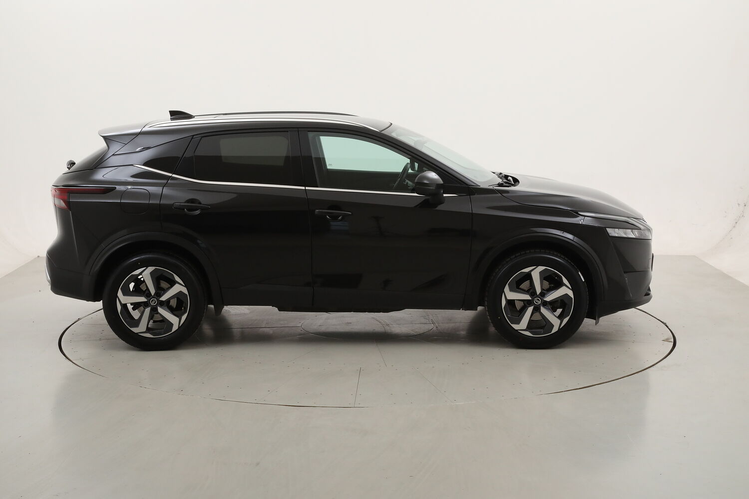 Nissan Qashqai N-Connecta X-Tronic usata del 2021 con 56.409 km
