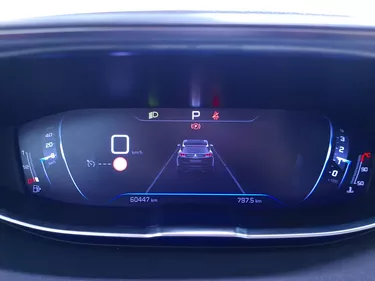 Peugeot 3008 Active Pack 1.2 Benzina 131CV Automatico Interni