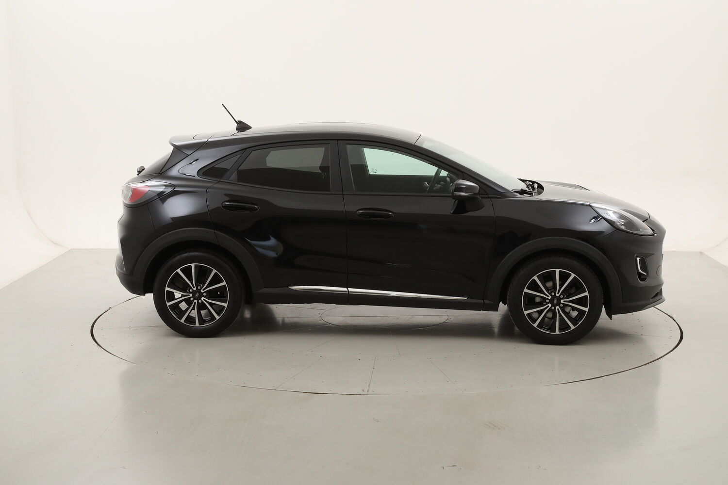 Ford Puma Titanium usata del 2022 con 45.522 km