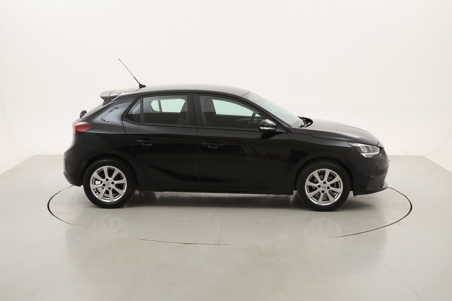Opel Corsa Edition usata del 2022 con 32.037 km