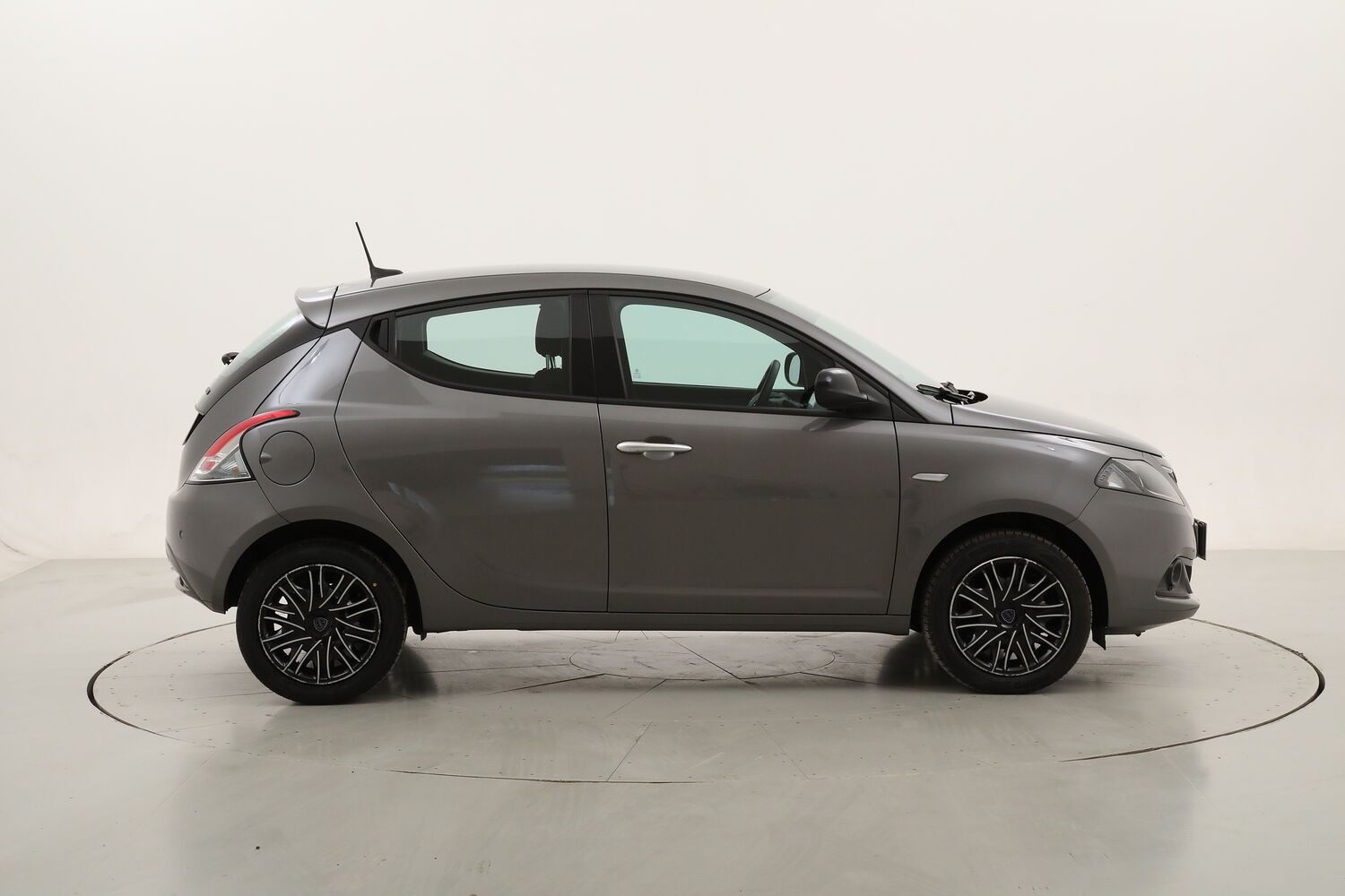 Lancia Ypsilon Gold usata del 2022 con 30.439 km
