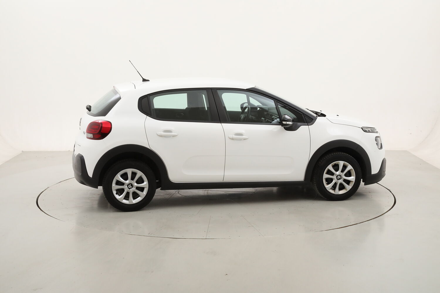 Citroen C3 Feel usata del 2021 con 57.977 km