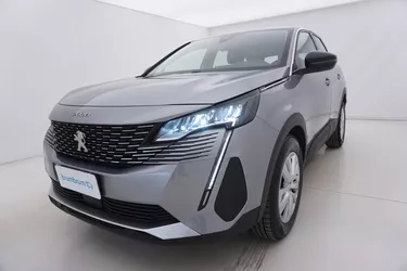 Peugeot 3008 Active Pack 1.2 Benzina 131CV Automatico Visione frontale