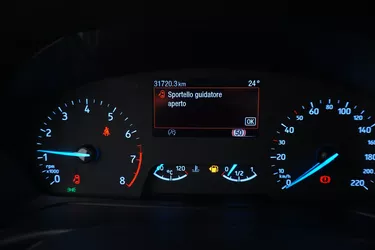Ford Puma Titanium 1.0 Mild Hybrid 125CV Manuale Interni