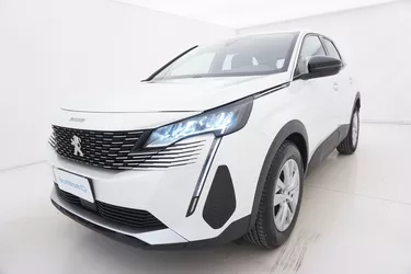 Peugeot 3008 Active Pack 1.2 Benzina 131CV Manuale Visione frontale