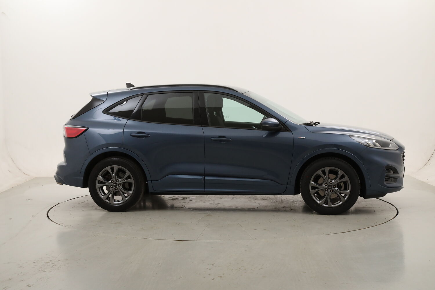 Ford Kuga St-Line usata del 2021 con 60.975 km