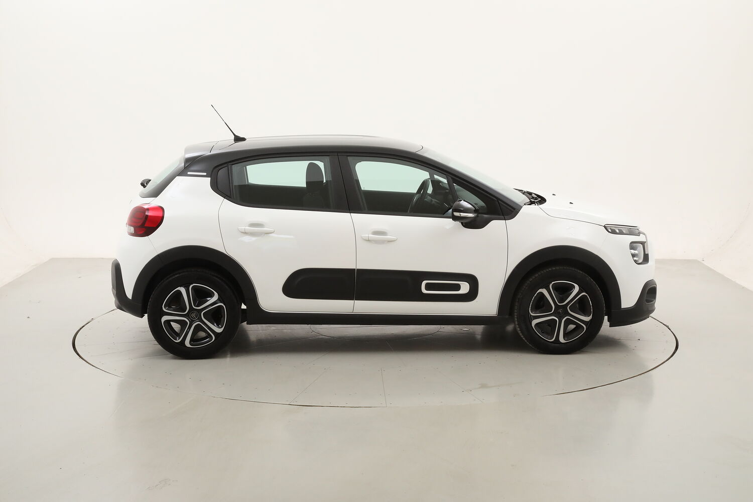Citroen C3 Feel Pack usata del 2022 con 33.453 km