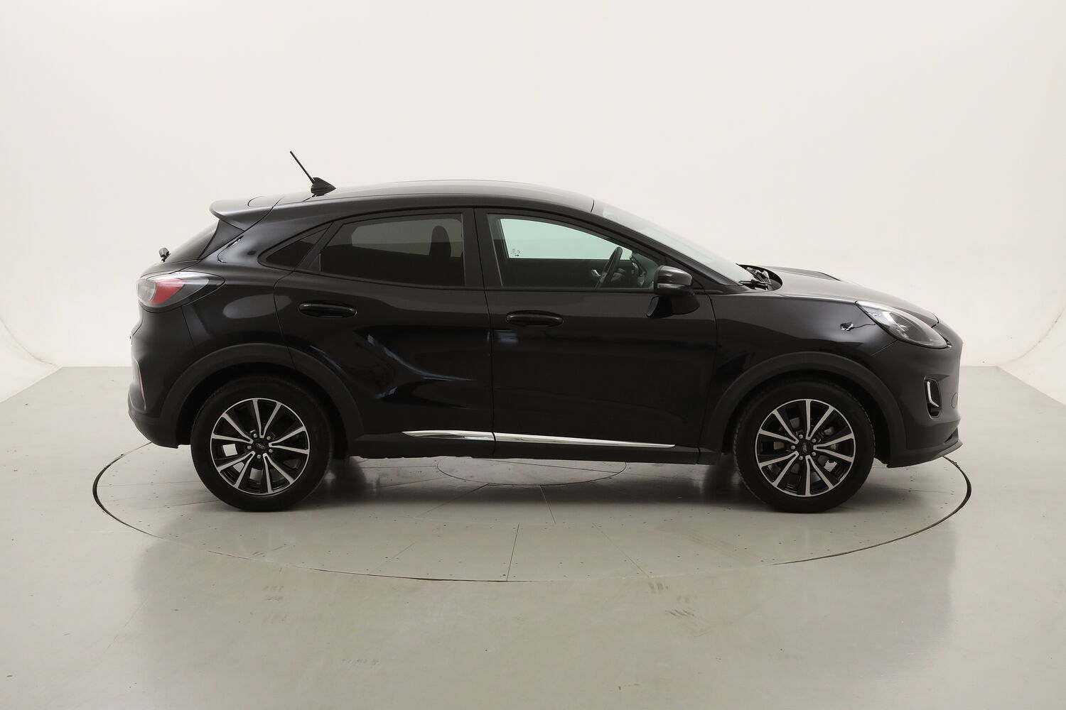 Ford Puma Titanium usata del 2022 con 54.124 km