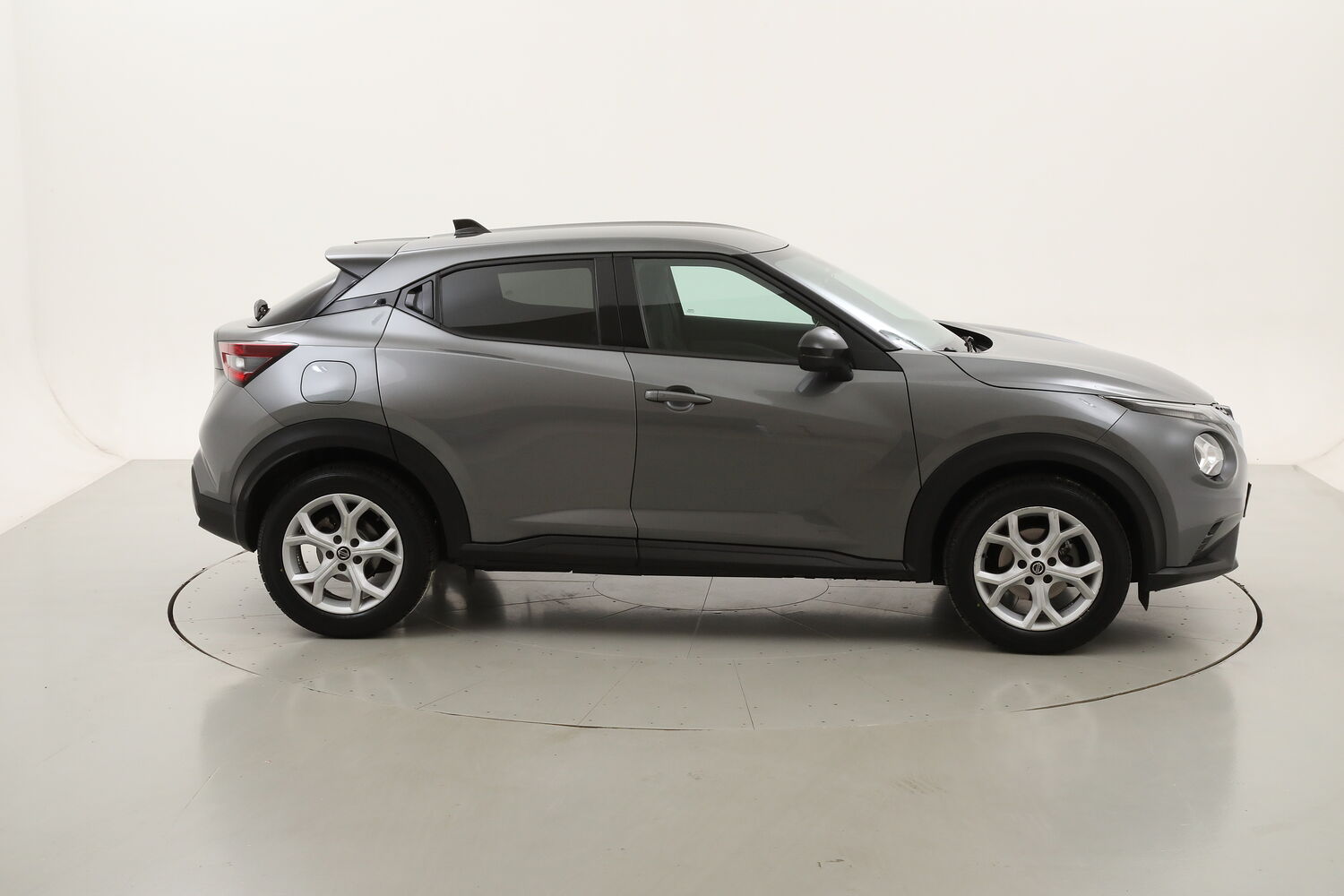 Nissan Juke N-Connecta DCT usata del 2021 con 89.307 km