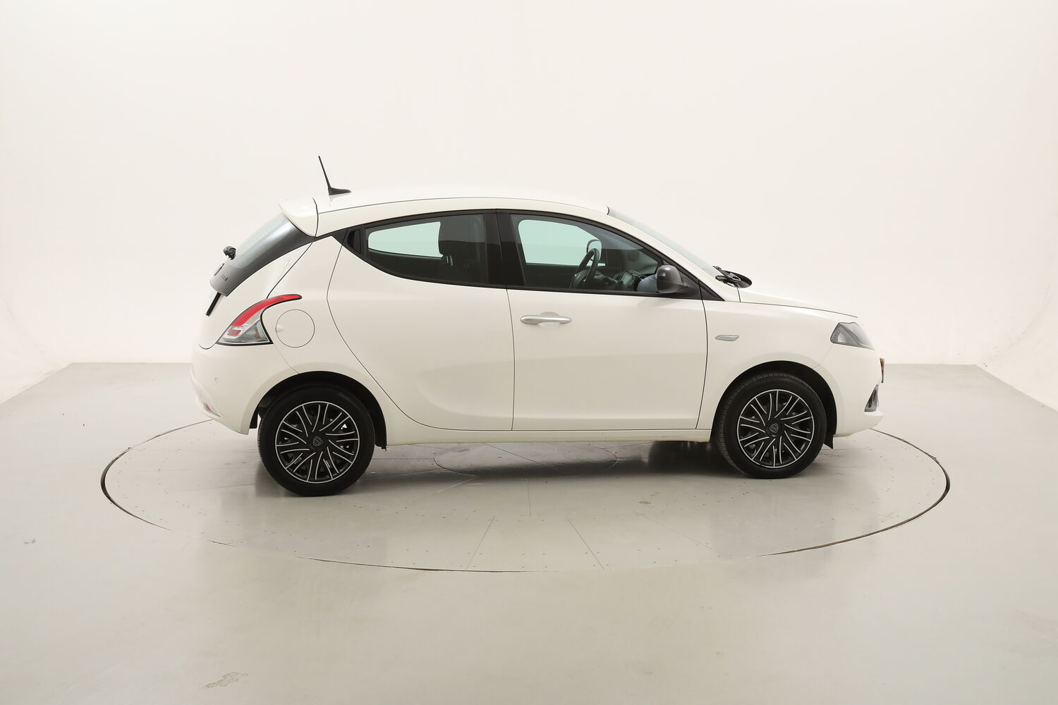 Lancia Ypsilon Gold usata del 2022 con 22.895 km