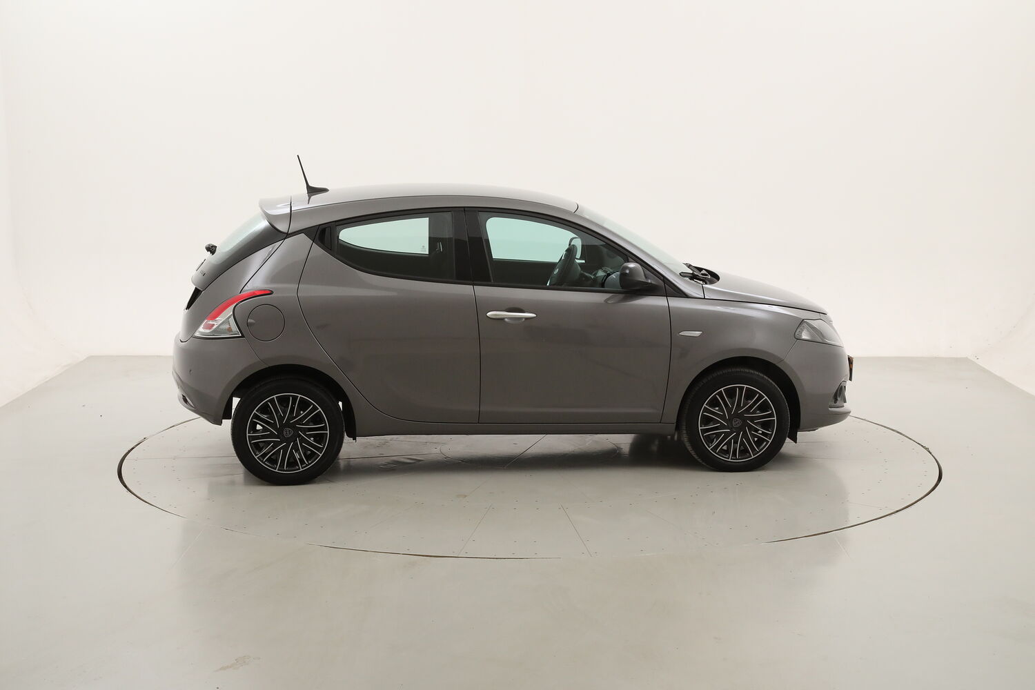 Lancia Ypsilon Gold usata del 2022 con 26.762 km
