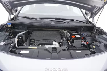 Peugeot 3008 Active Pack 1.2 Benzina 131CV Manuale Vano motore