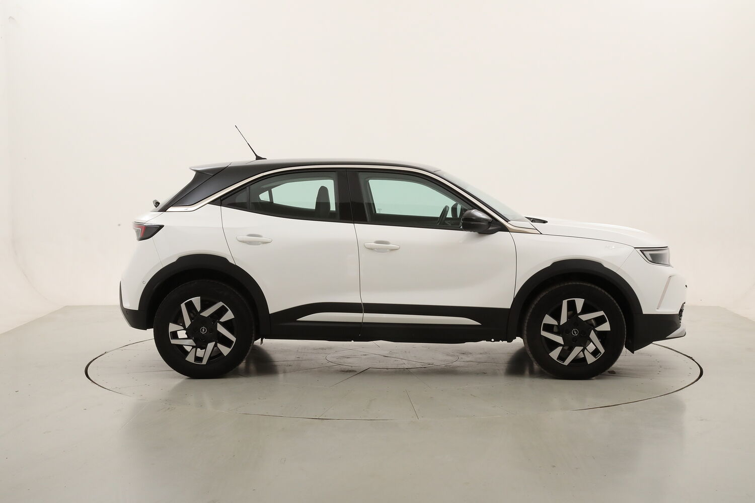 Opel Mokka Elegance usata del 2022 con 16.602 km