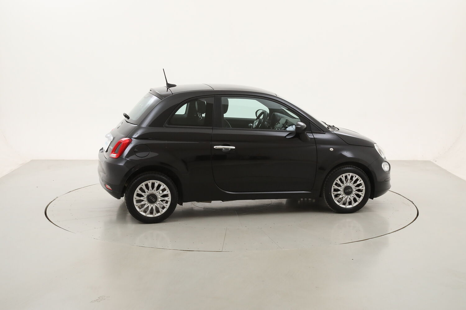 Fiat 500 Lounge usata del 2021 con 64.376 km