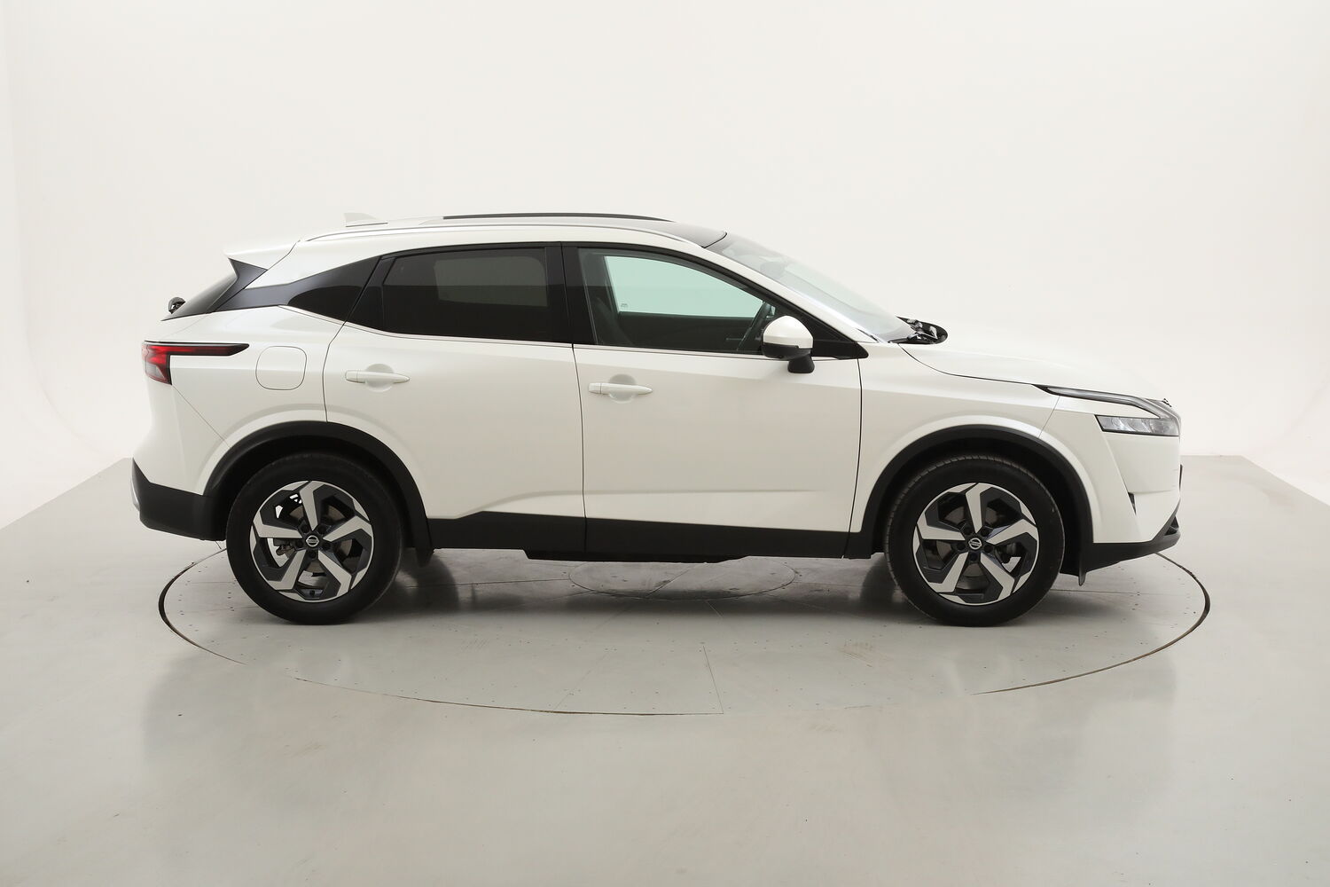 Nissan Qashqai N-Connecta X-Tronic usata del 2021 con 51.366 km