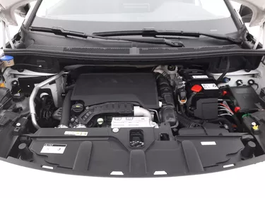 Peugeot 3008 Active Pack 1.2 Benzina 131CV Manuale Vano motore