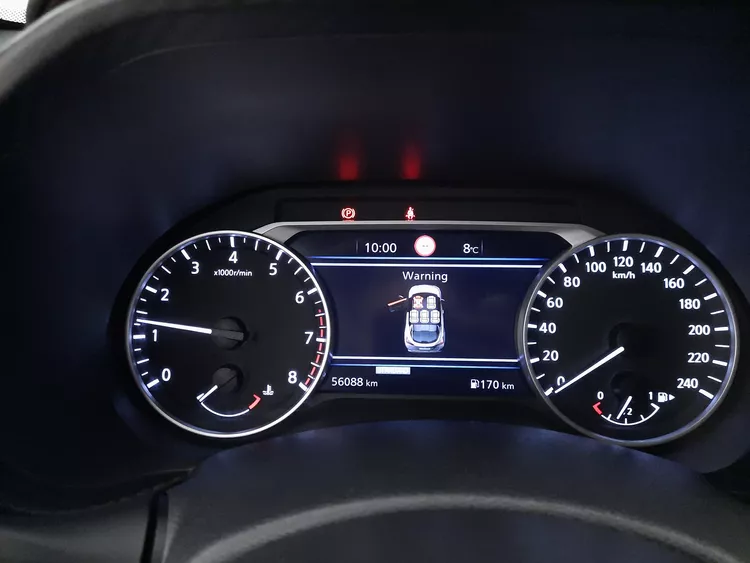 Nissan Juke N-Connecta 1.0 Benzina 114CV Manuale Interni Nissan Juke N-Connecta 1.0 Benzina 114CV Manuale Interni
